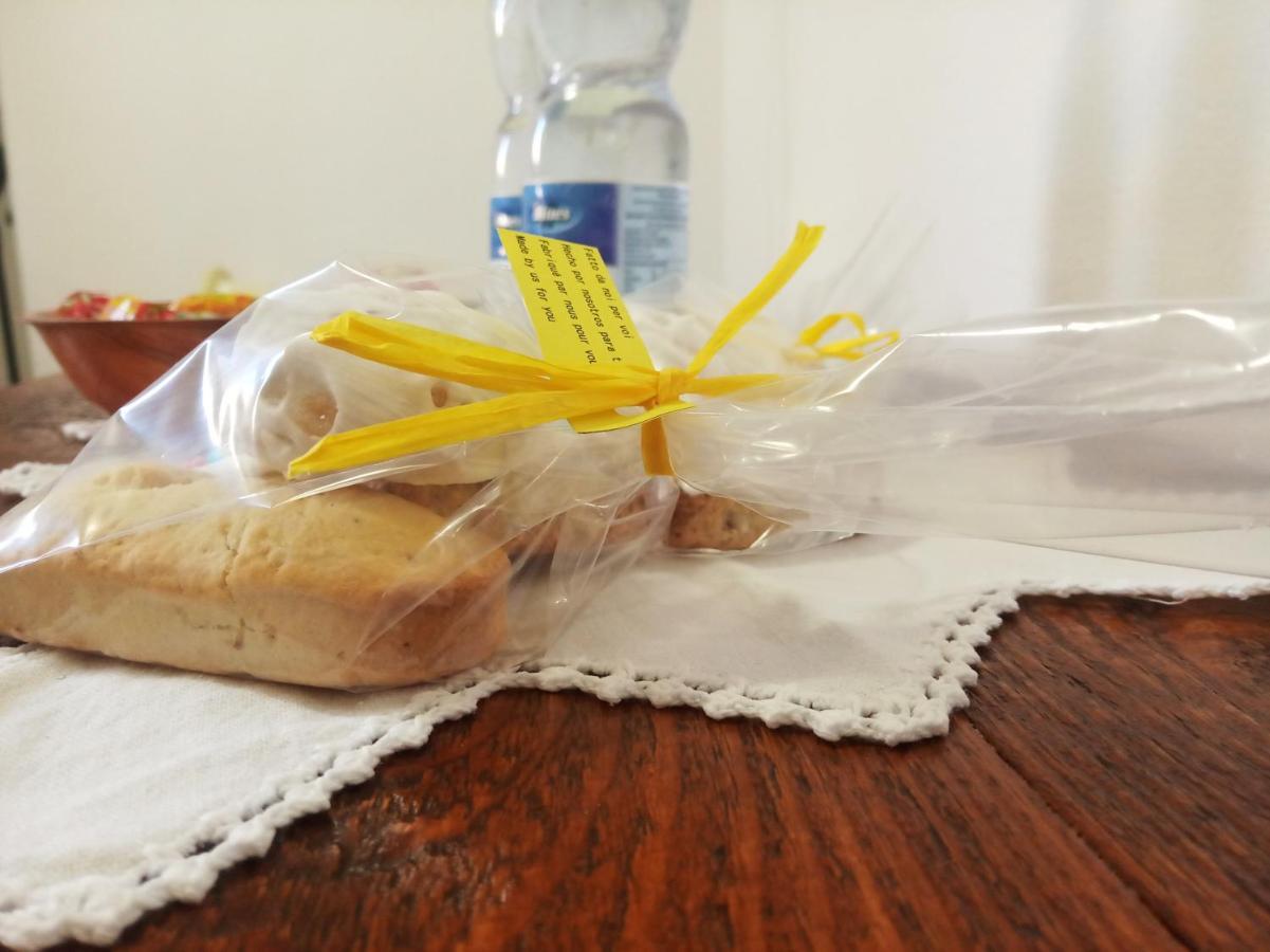 Al Centoventi Acomodação com café da manhã Porto Torres Exterior foto
